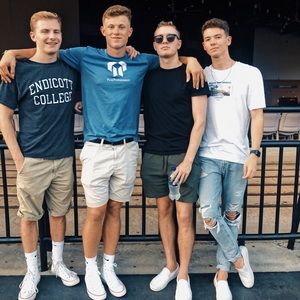 Meet your Posher, Hunter